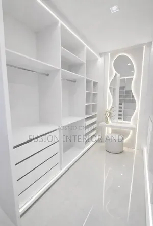 Walk in Closet
