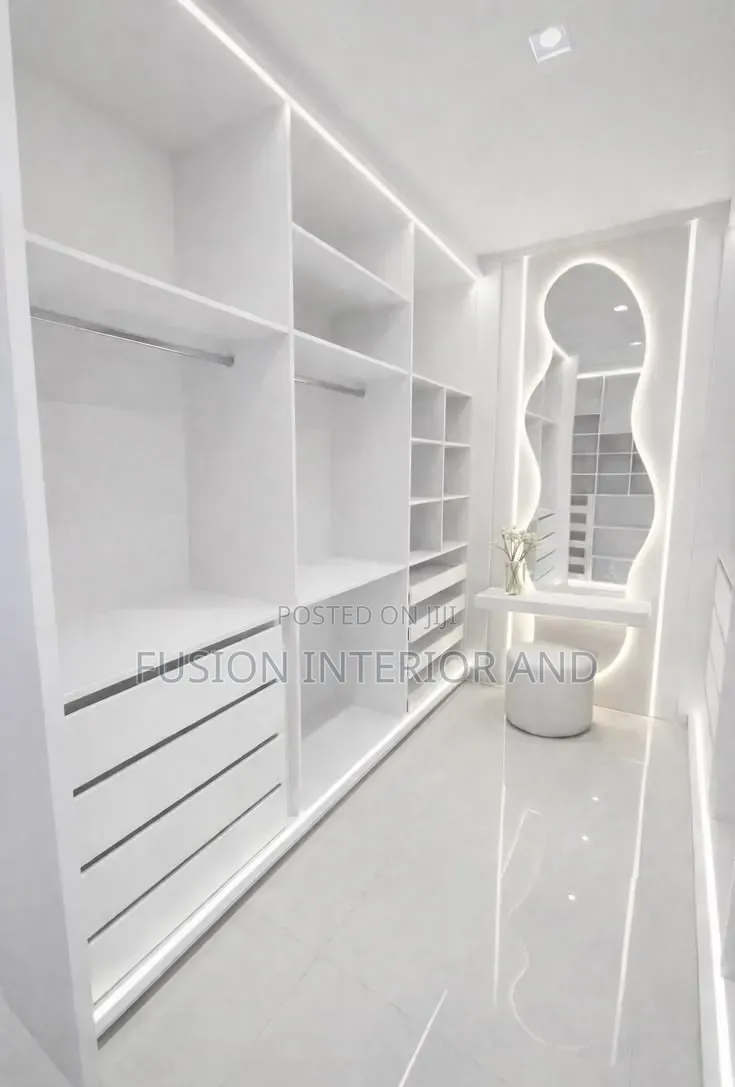 Walk in Closet