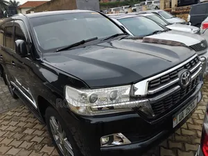 Toyota Land Cruiser 2015 Black