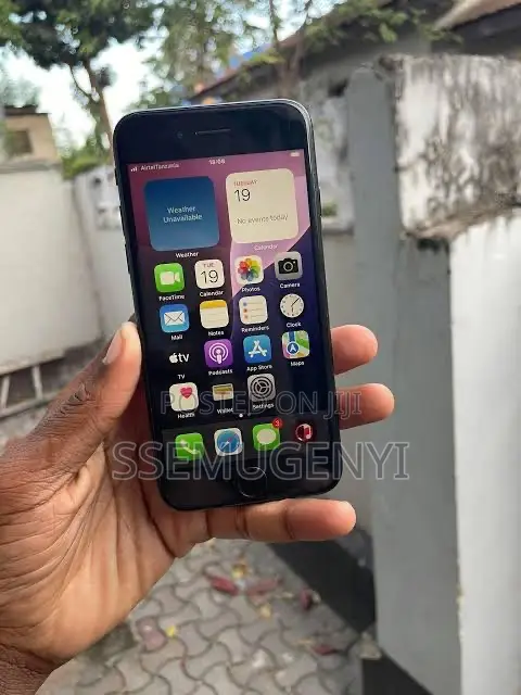 Apple iPhone 8 Plus 64 GB Black