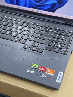 Laptop Lenovo Legion 5 32GB AMD Ryzen 9 SSD 1T