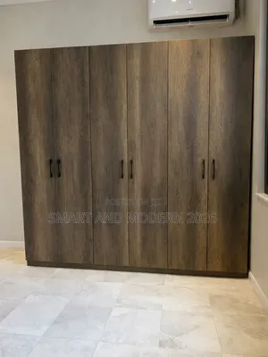 Wardrobe-Mount-Wardrobes-Entertainment-Unit-Wardrobes-Center-05