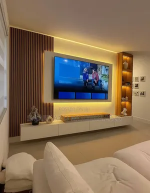 Wooden-TV-Unit-TV-Unit-Wall-Executive-Style