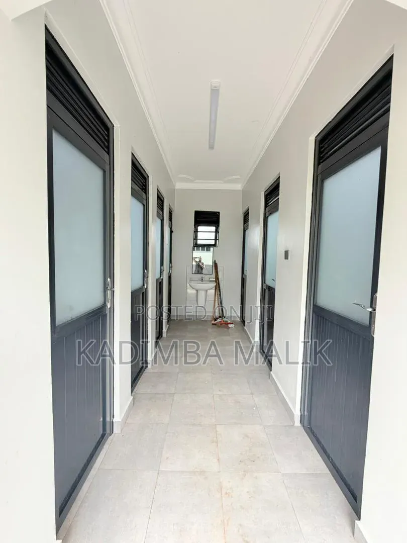 Aluminium Bathroom Door Nalya