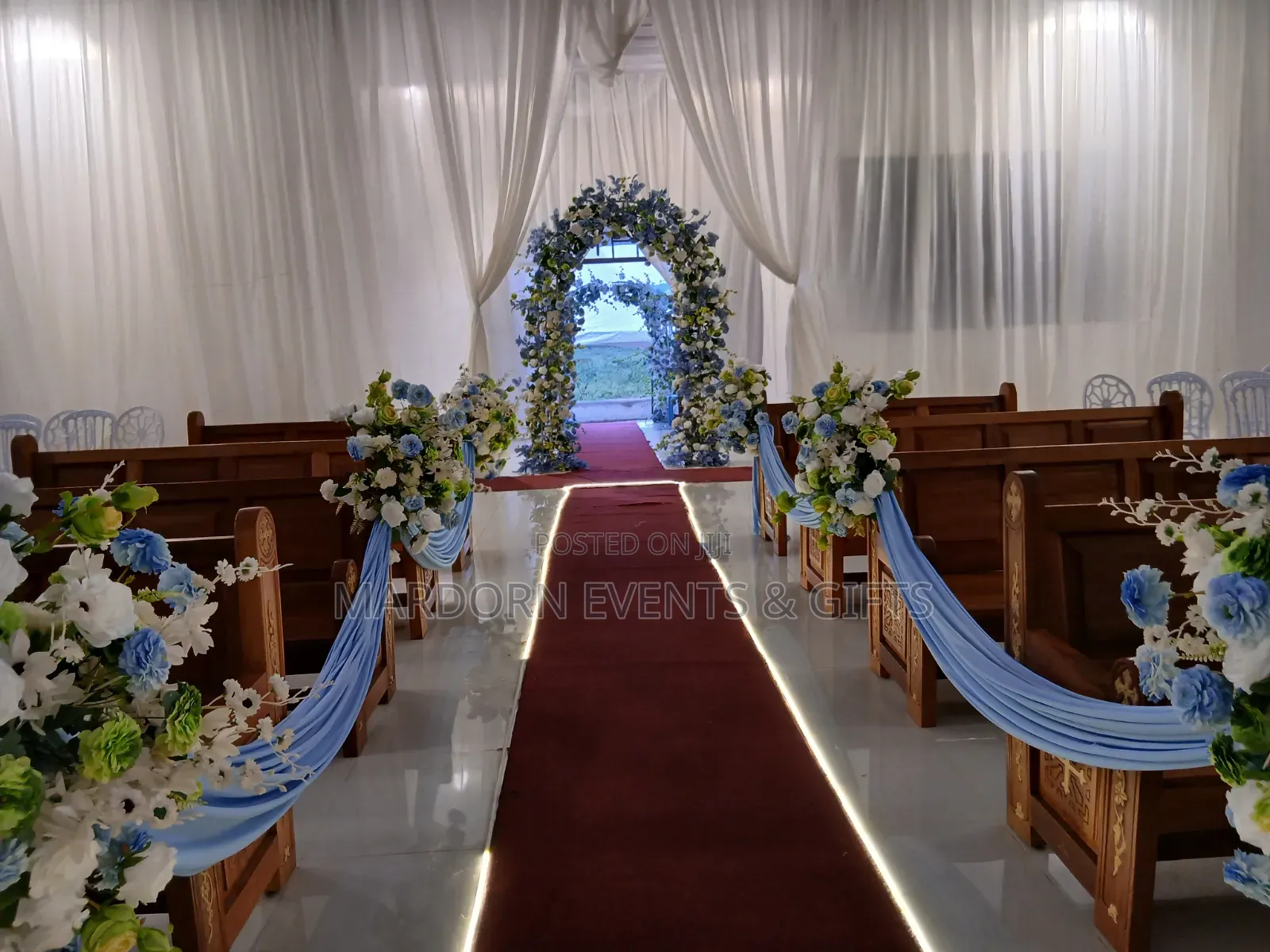 Daniel Helen Church Decor for Vows