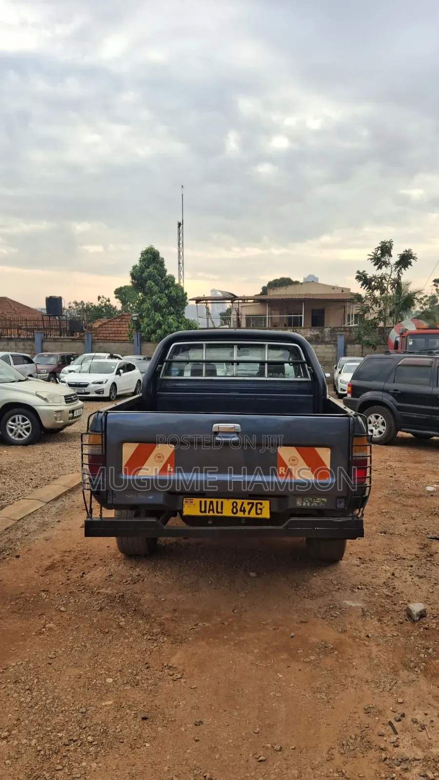 Toyota Hilux 2000 Gray