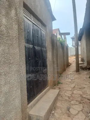 6bdrm House in Rubaga for sale