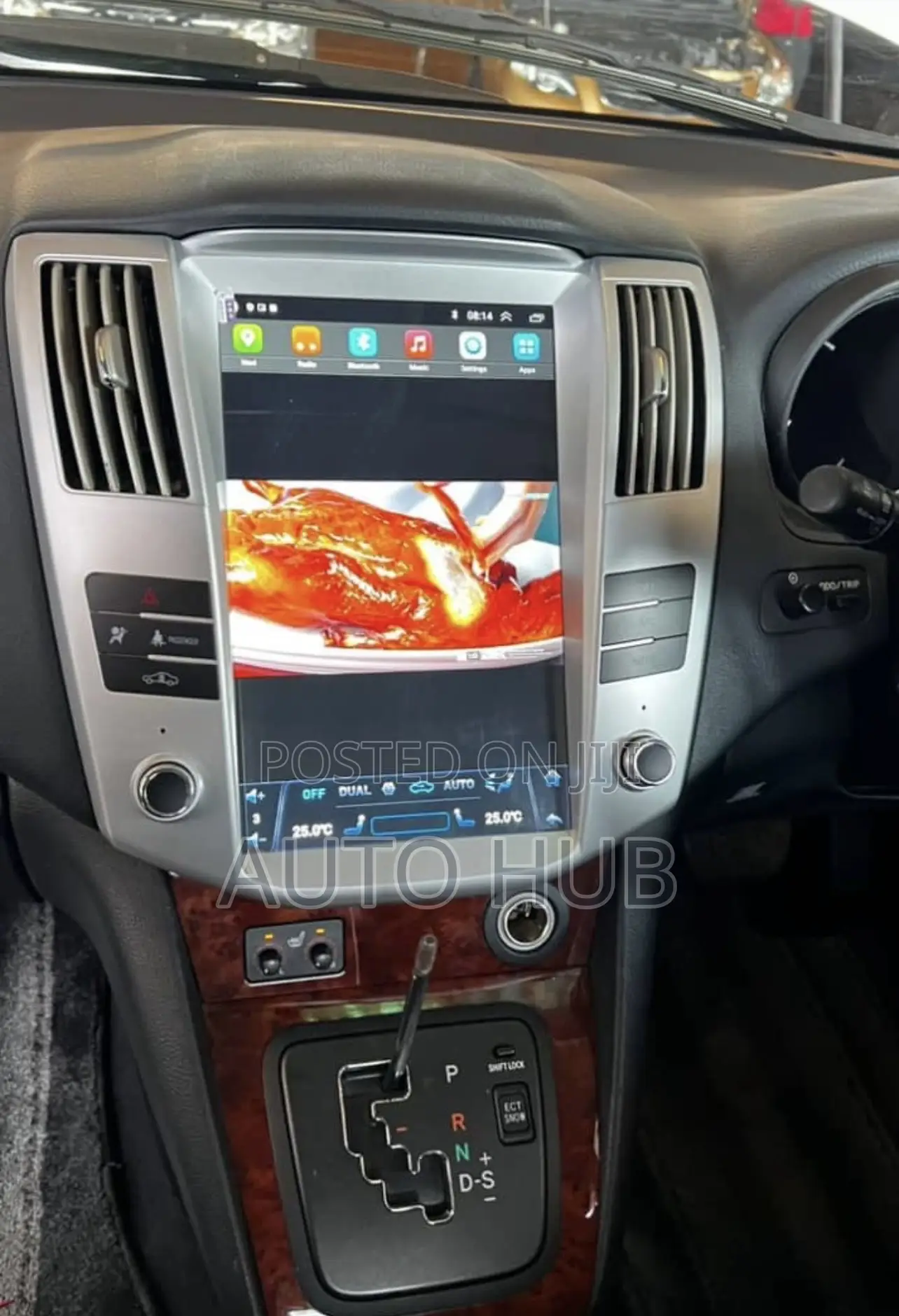 Toyota Harrier Tesla-Style Android Screen