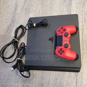 PS4 Slim PlayStation 4 Slim Chipped / Slightly Used / 2Pads / 12 Games