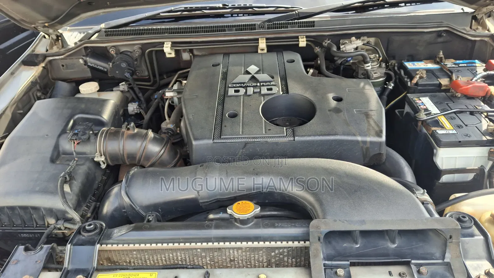 Mitsubishi Pajero 2010 Silver