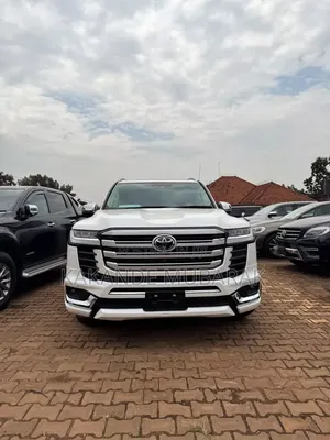 New Toyota Land Cruiser 2024 White