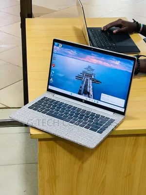 New Laptop HP ProBook 440 G10 8GB Intel Core i5 SSD 256GB