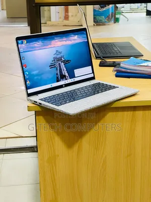 New Laptop HP ProBook 440 G10 8GB Intel Core i5 SSD 256GB