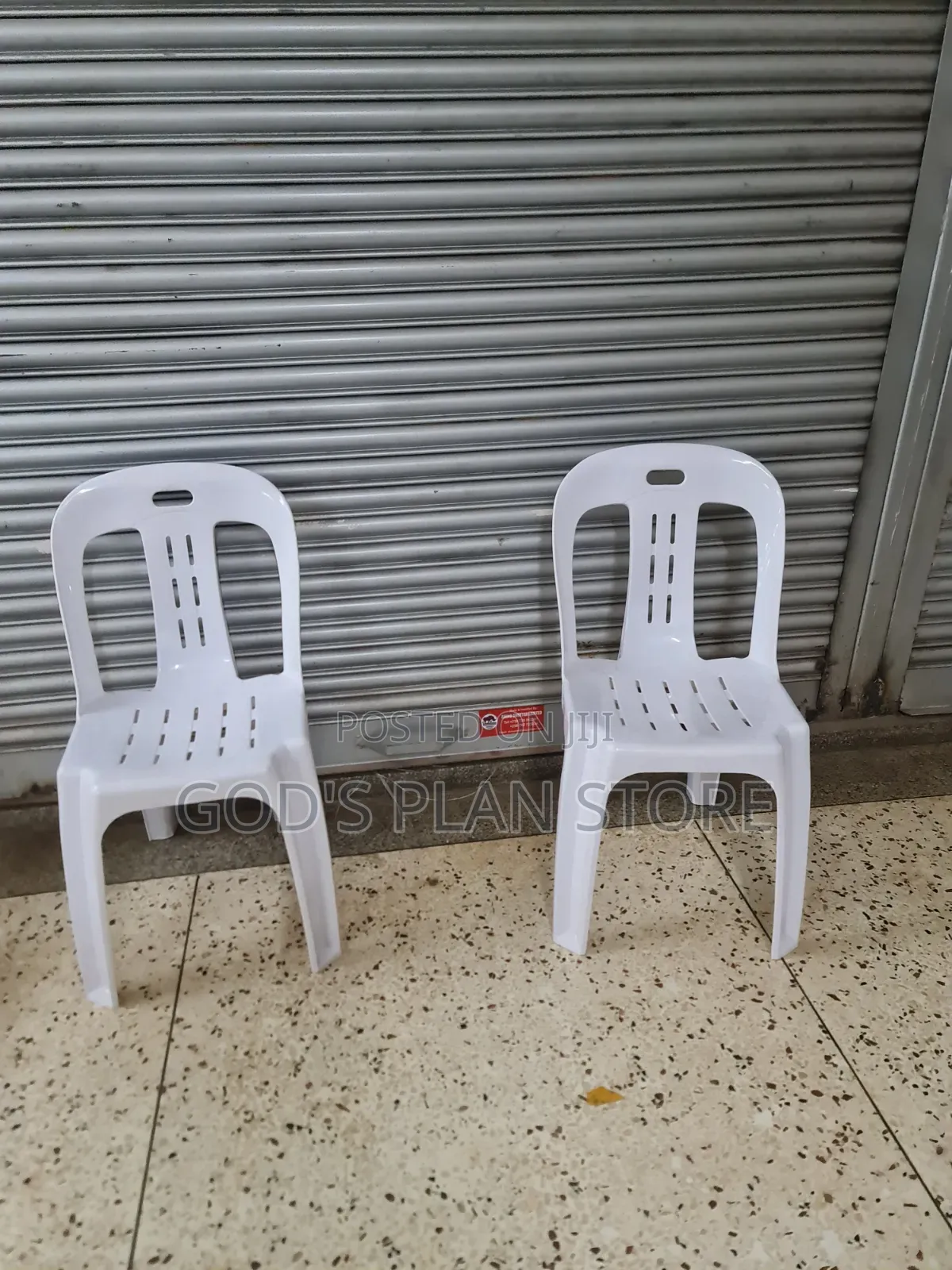 Elysian Plastic Chairs Plastic Chairs 1pc