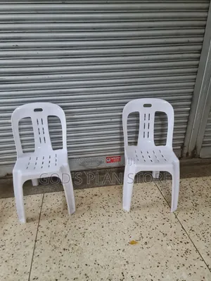 Elysian Plastic Chairs Plastic Chairs 1pc