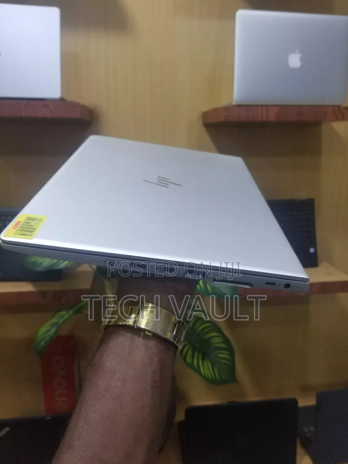 New Laptop HP EliteBook 840 G5 8GB Intel Core i5 SSD 256GB