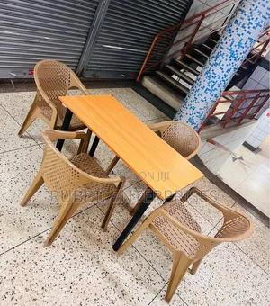 1 Foldable Wooden Table + 4 Italica Arm Chair