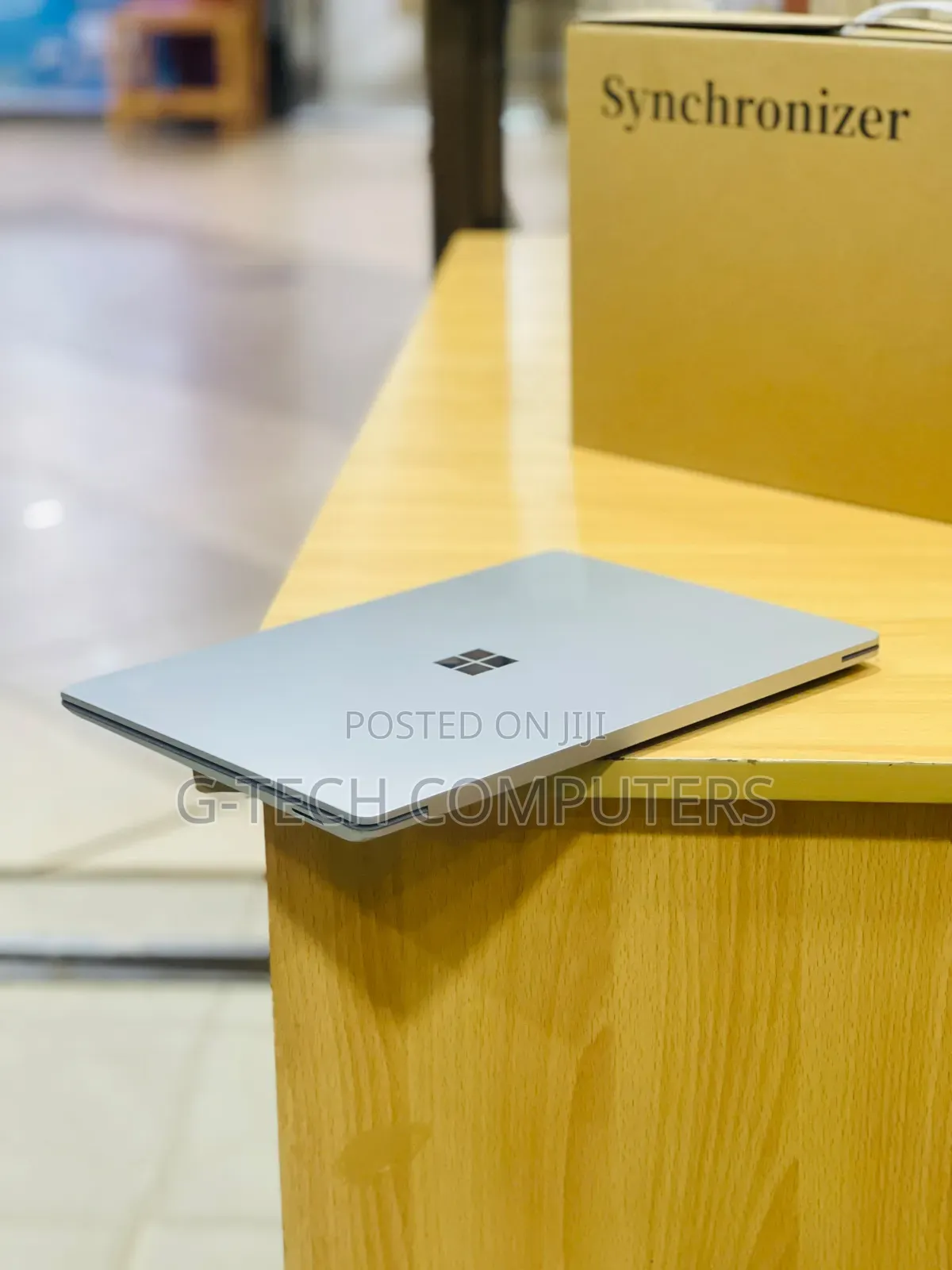 New Laptop Microsoft Surface Laptop 5 8GB Intel Core i5 SSD 256GB
