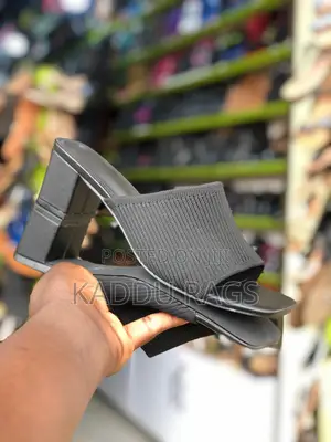 Secondhand Shoes