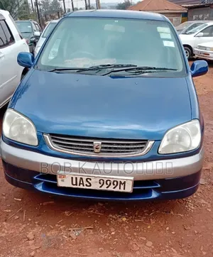 Toyota Raum 2000 Blue