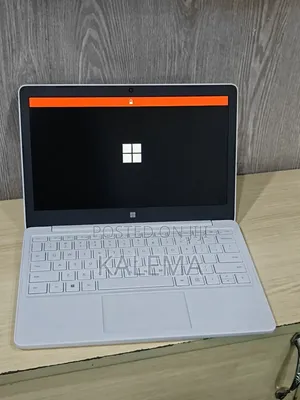 New Laptop Microsoft Surface Laptop SE 8GB Intel Celeron SSD 128GB