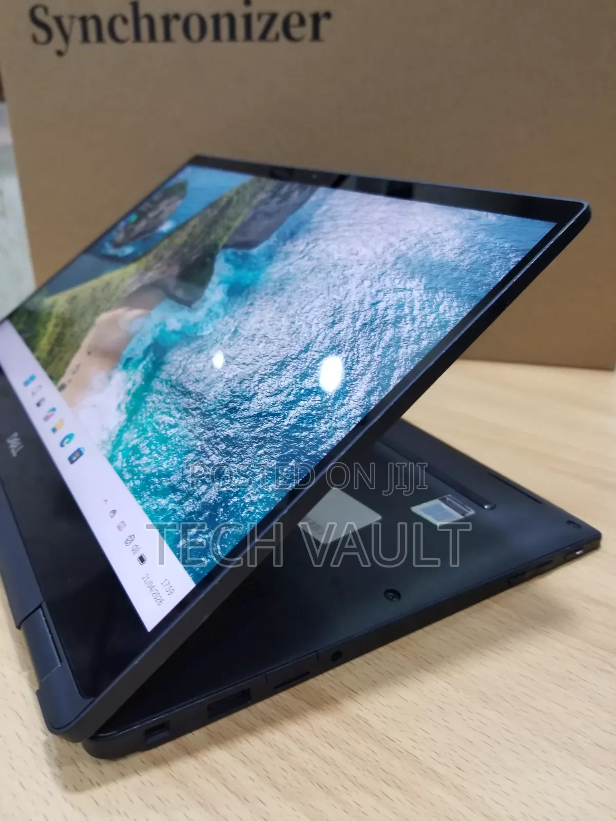 New Laptop Dell Latitude 7390 2-in-1 8GB Intel Core i5 SSD 256GB
