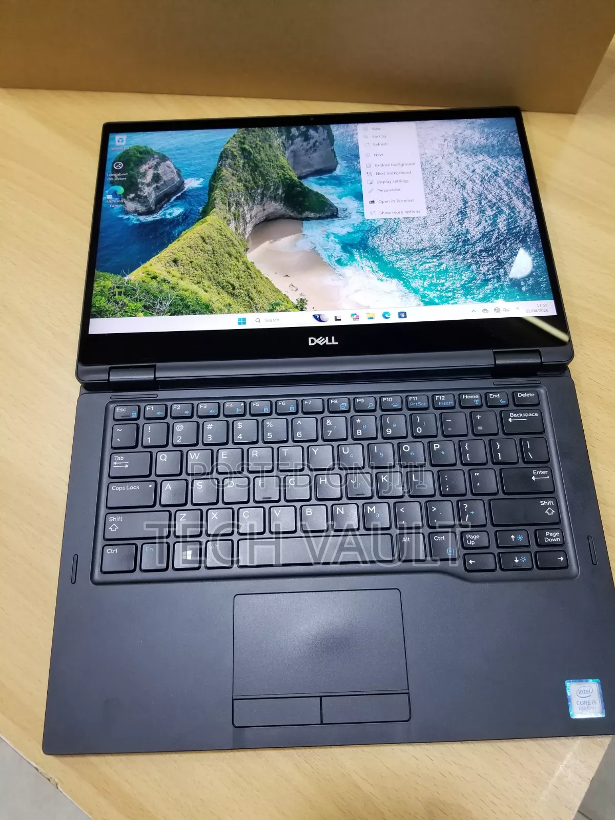 New Laptop Dell Latitude 7390 2-in-1 8GB Intel Core i5 SSD 256GB