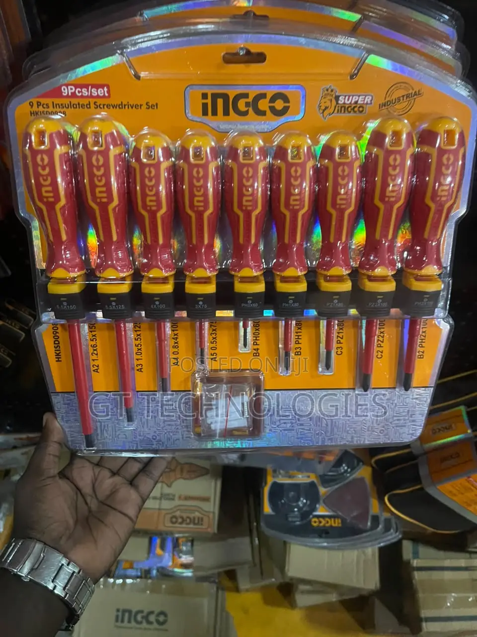 INGCO 9-Piece Insulated Screwdriver Set