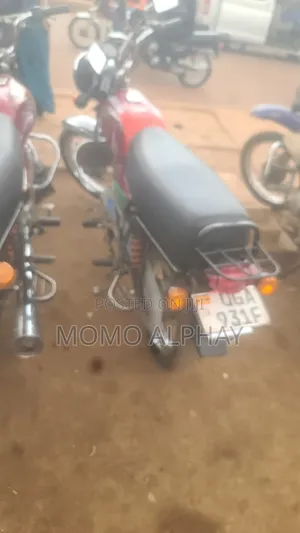 Bajaj Boxer 2020 Red