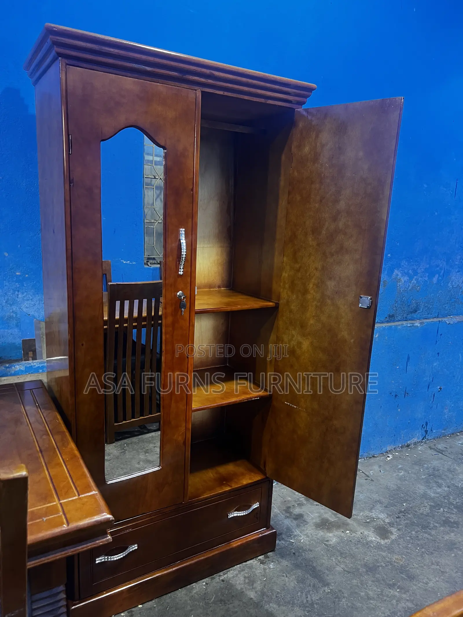 Cheap Wadrobe and Closets