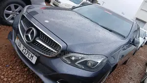 Mercedes-Benz E250 2017 Blue