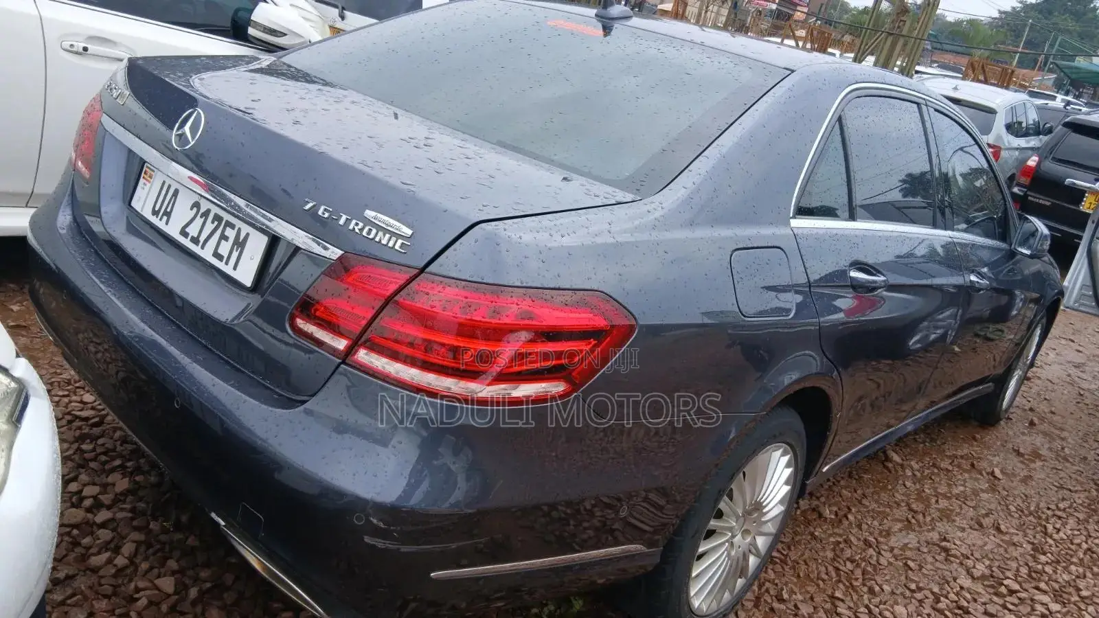 Mercedes-Benz E250 2017 Blue