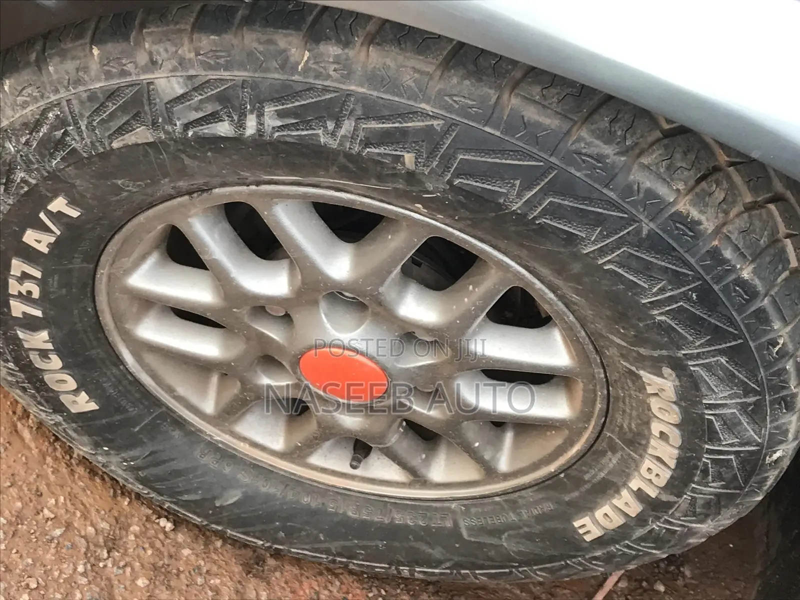 Mitsubishi L200 2000 Silver