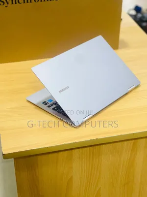 New Laptop Samsung NP-X360 16GB Intel Core i7 SSD 512GB
