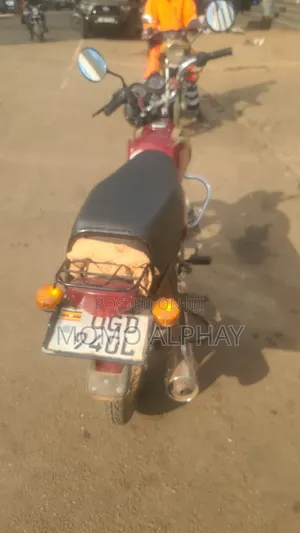 Bajaj Boxer 2020 Red