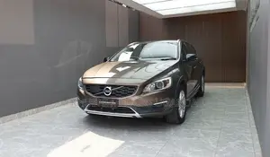 Volvo V60 2017 Brown
