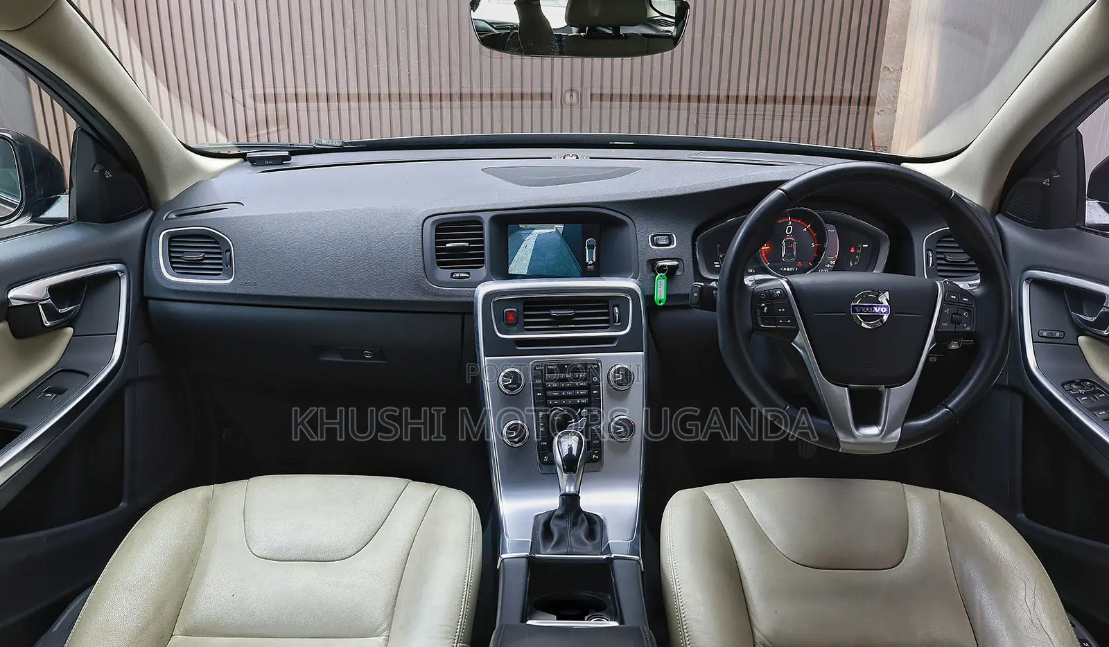 Volvo V60 2017 Brown