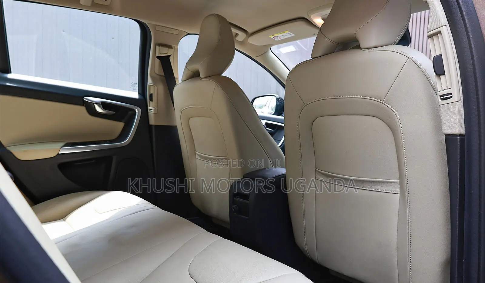 Volvo V60 2017 Brown