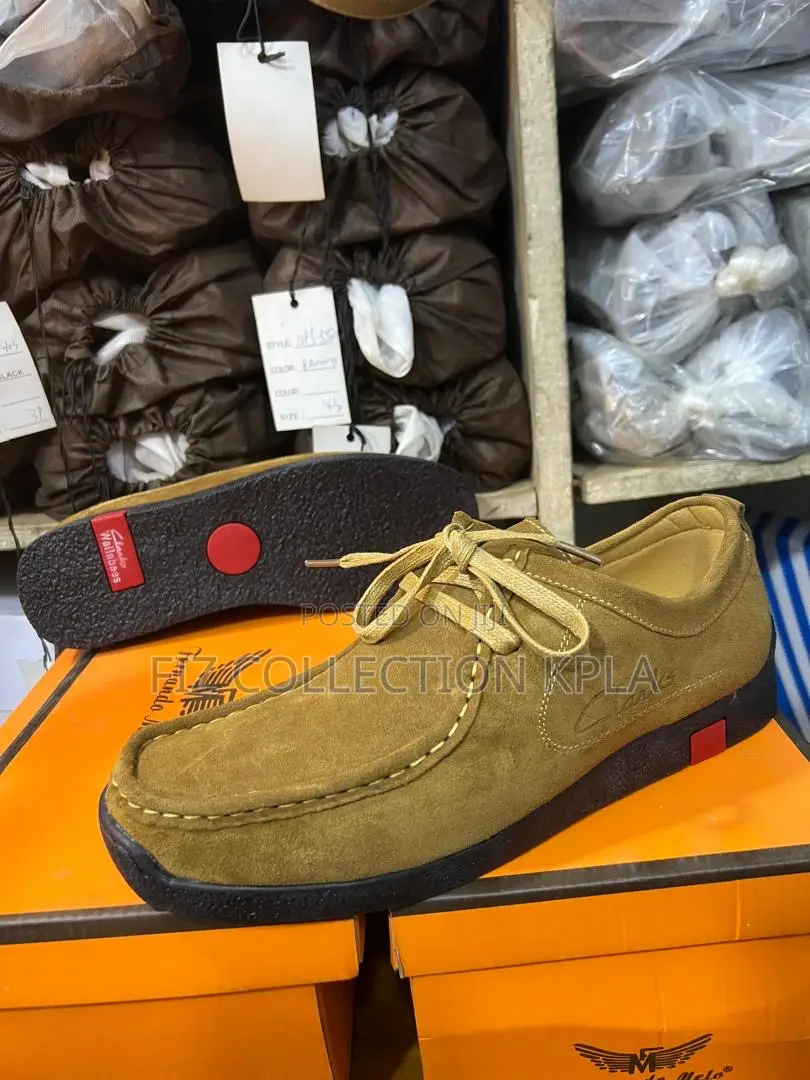 Clarks Wallabee Beige Suede Casual Shoes