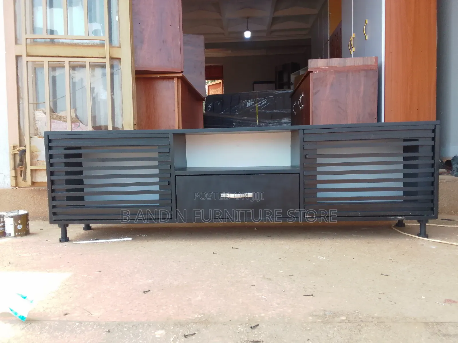 TV Stand 6fts