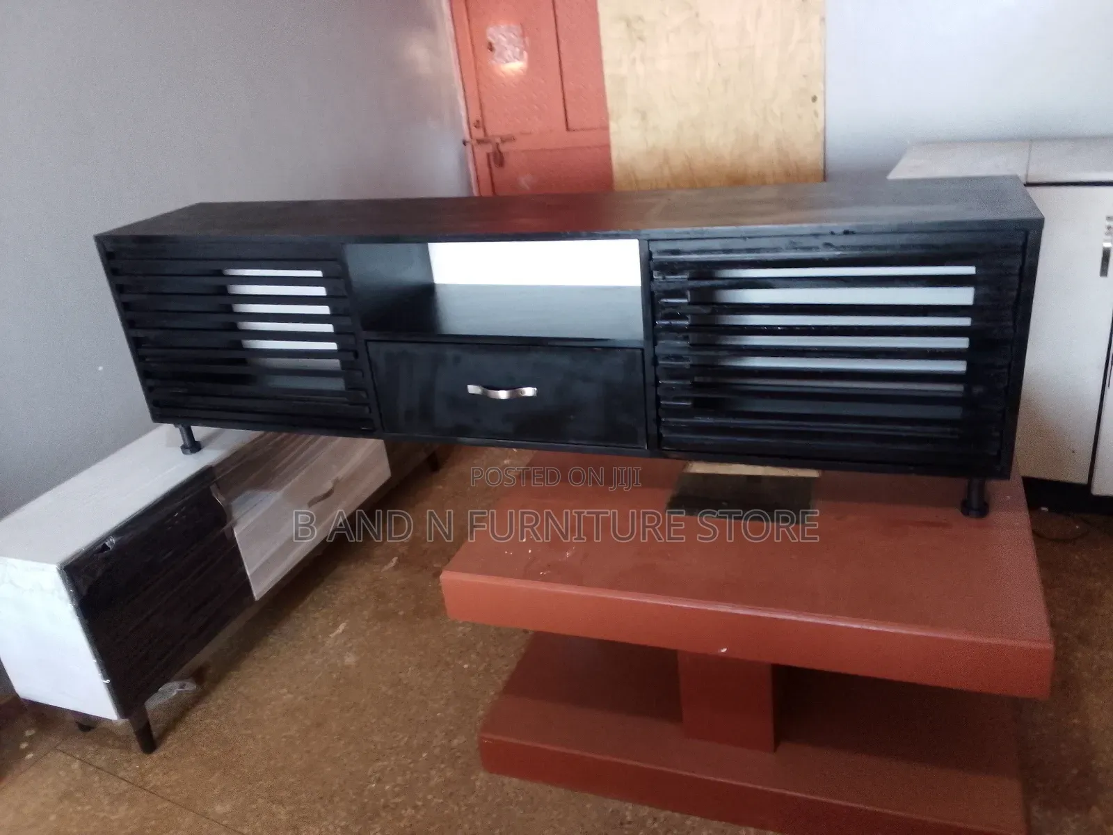 TV Stand 6fts