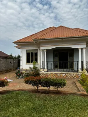 3bdrm House in Division A for sale