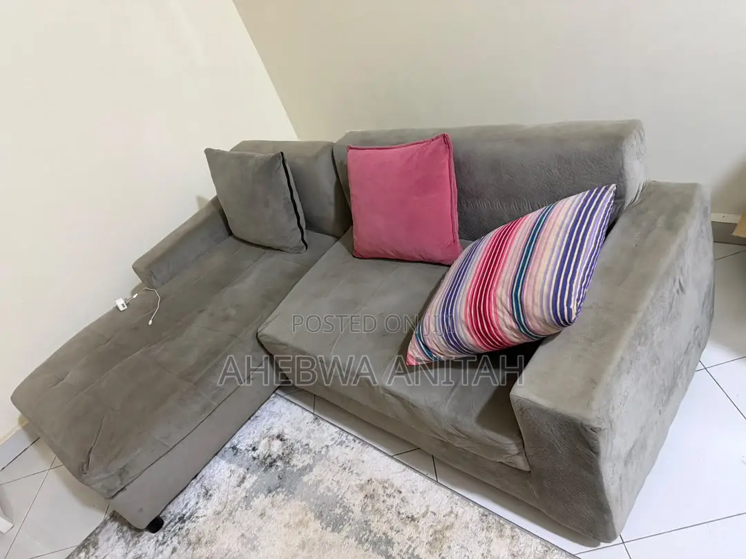 3-4 Seater L-Shaped Sofa