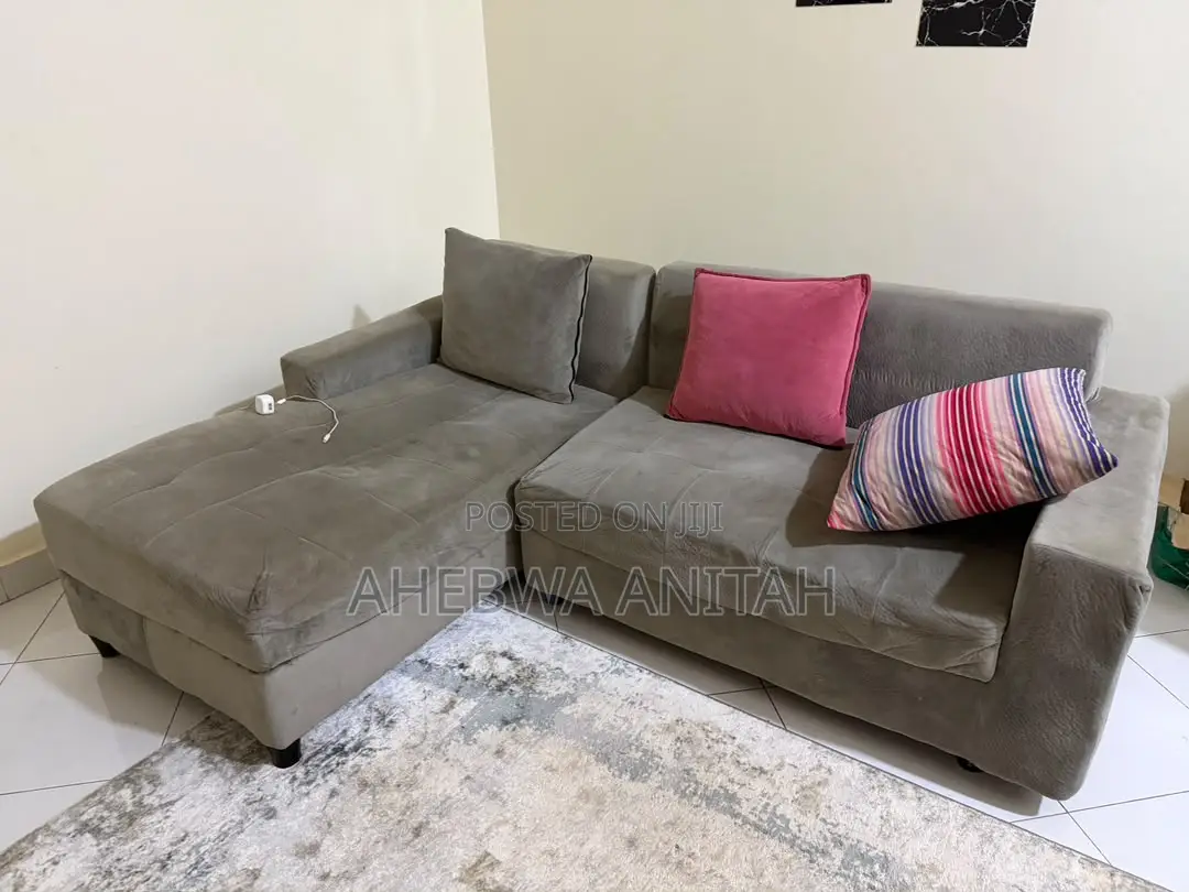 3-4 Seater L-Shaped Sofa