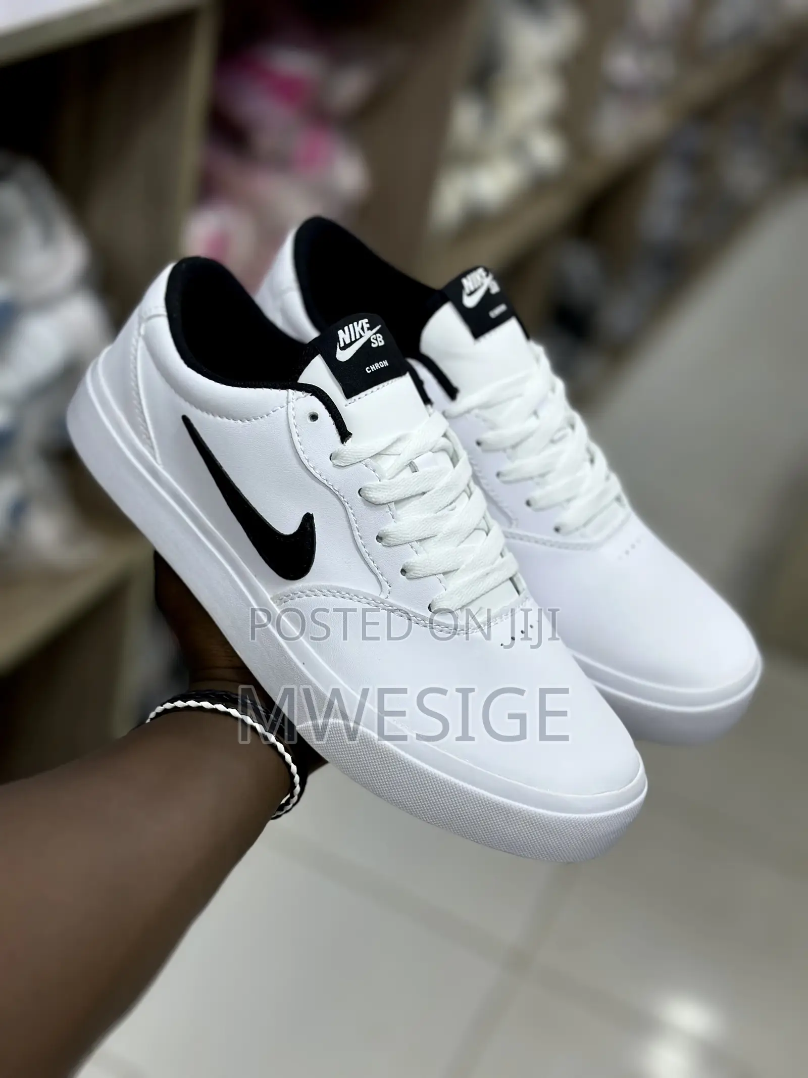 Nike Sb Chron Sneakers