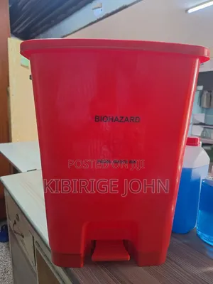 Waste Bin With Pedal, 30 Litres - Red
