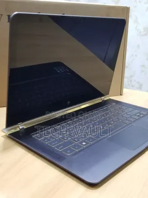 New Laptop HP Spectre 13 8GB Intel Core i5 SSD 256GB