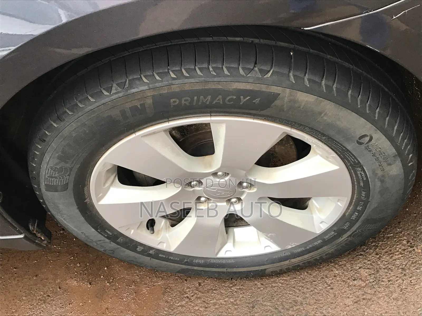 Subaru Outback 2011 Black