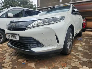 Toyota Harrier 2019 White