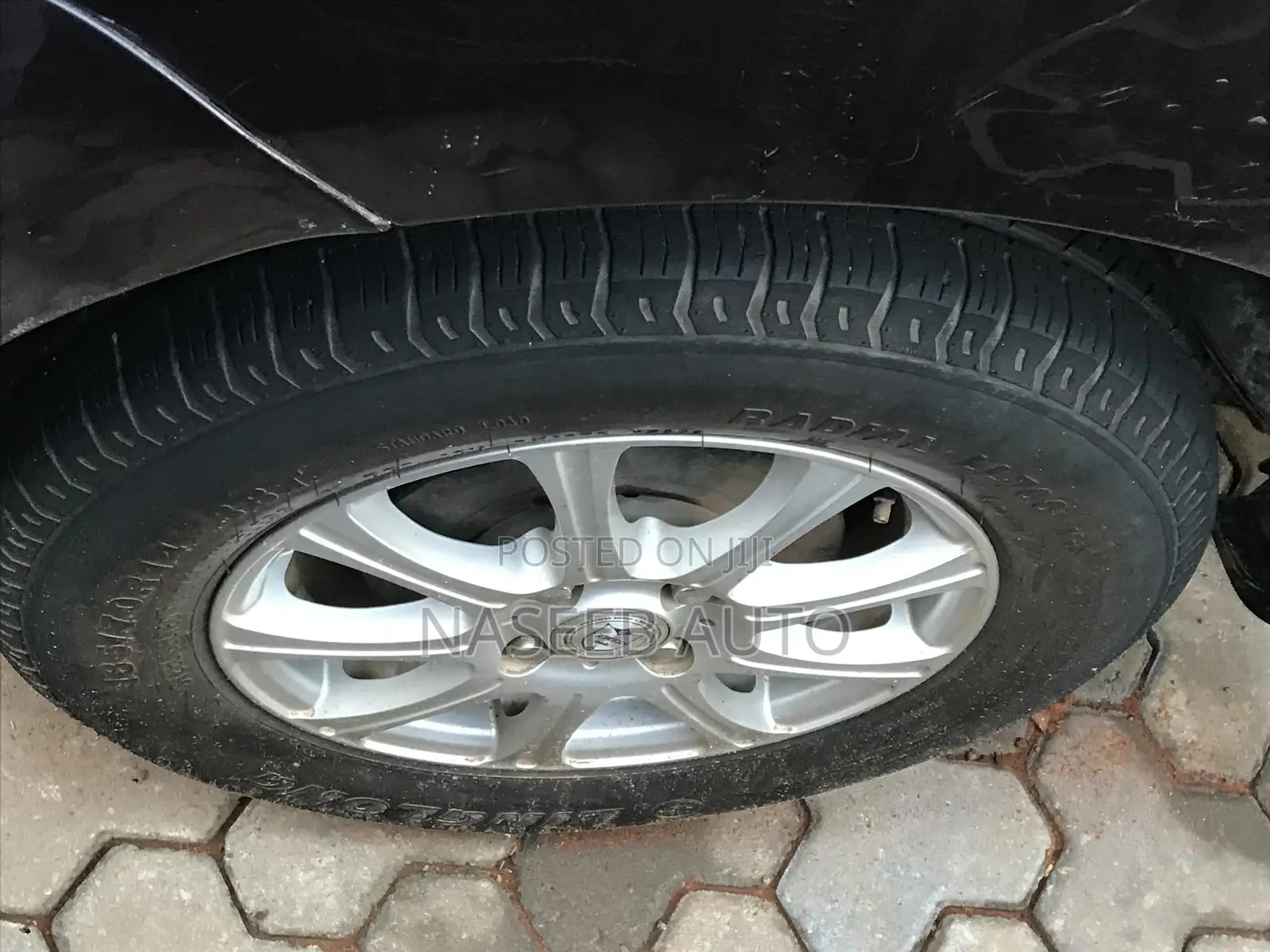 Toyota Sienta 2012 Black